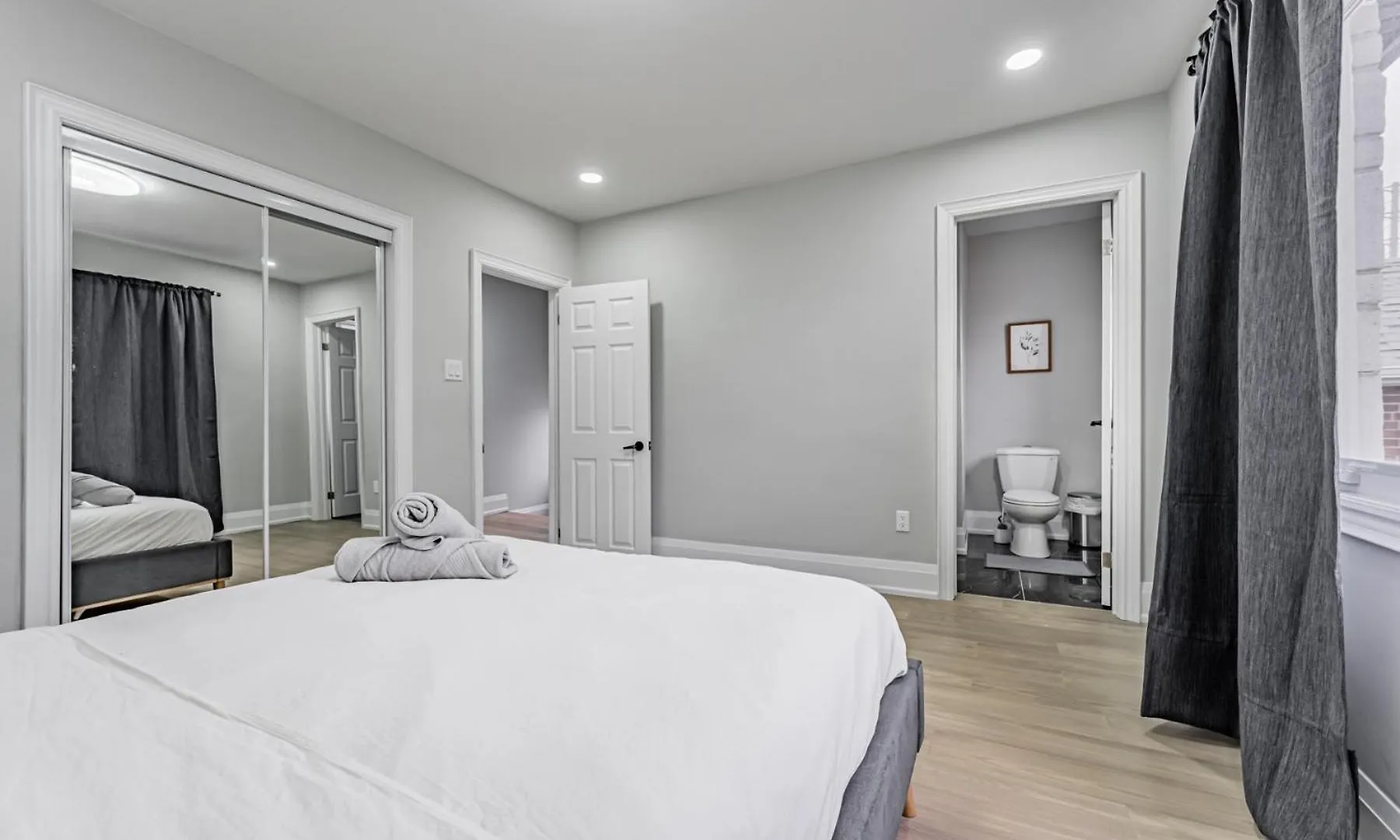 Villa Victoria Park Suite Toronto
